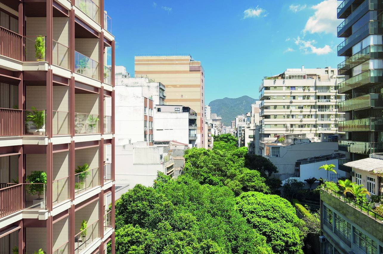 Fachada do Bronze Ipanema Studios vista da Rua Prudente de Morais, com varandas, jardineiras e vegetação
