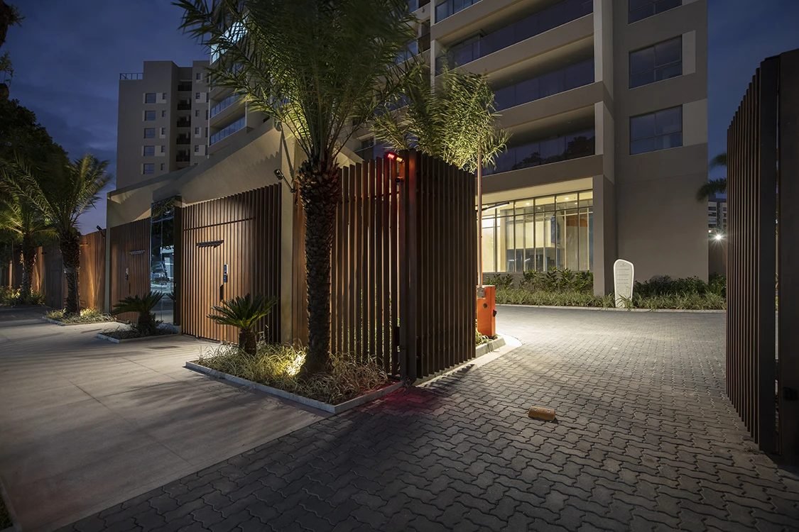 Porte-cochère de chegada do Orygem Acqua Home