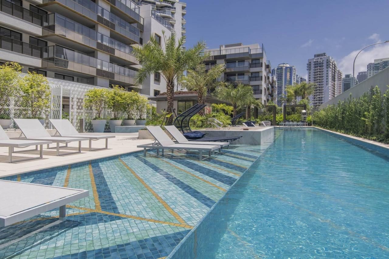 Deck da piscina do Wave by Yoo